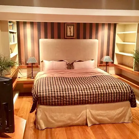 Augustus Luxury